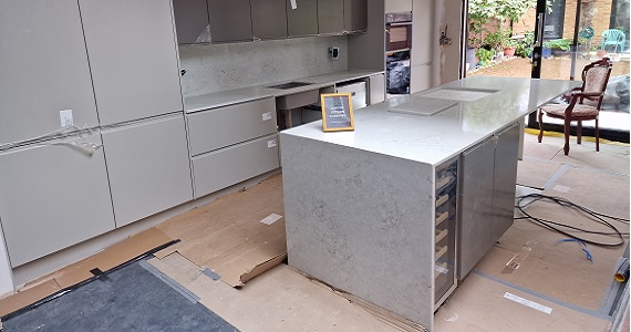 bianco-raffaelo quartz kitchen worktop After