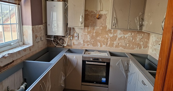 mist brawon quartz kitchen worktop befor