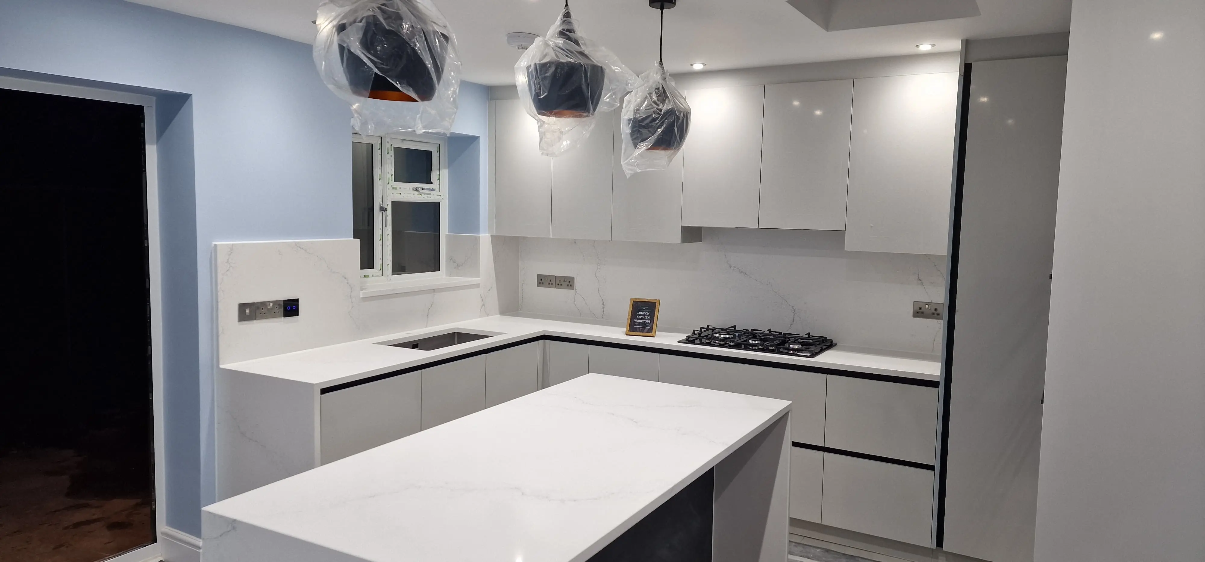 Bespoke Quartz Island Croydon Bespoke quartz island worktop in a Croydon family kitchen