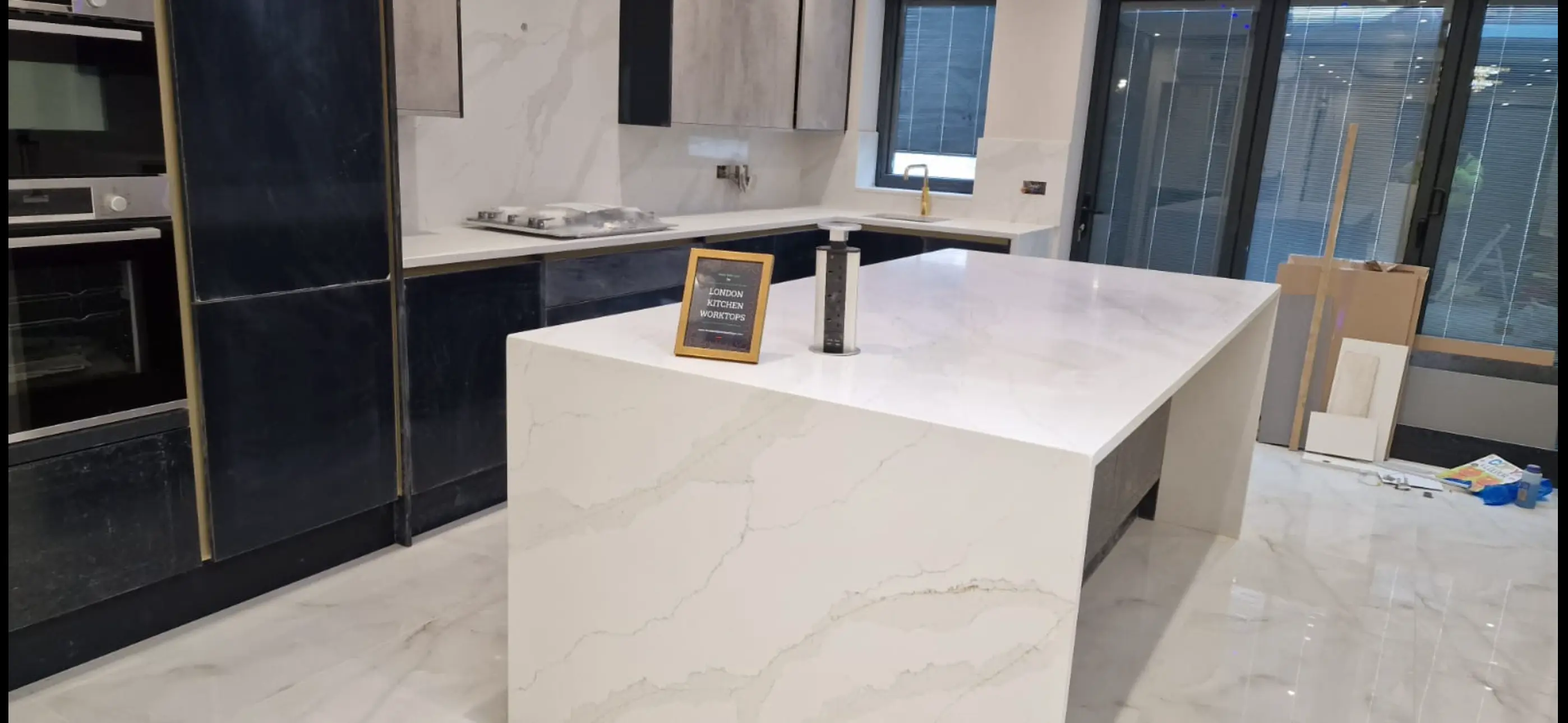 Calacatta quartz worktop with matching splashback and upstand in Maidenhead