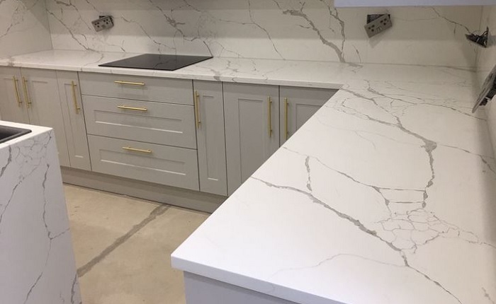 kitchen worktops fitting, cutting, installation, replacement in Hayes, Islewrth, Hounslow