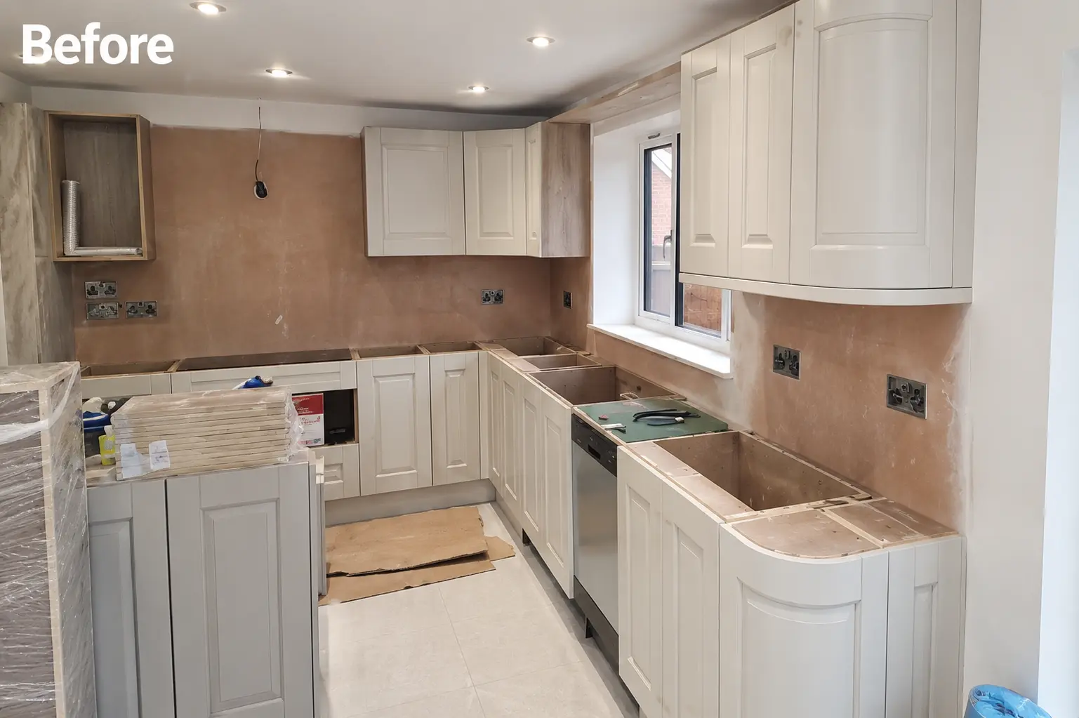 Before quartz worktop replacement in Ealing Before quartz worktop replacement in Ealing with existing kitchen cabinets retained